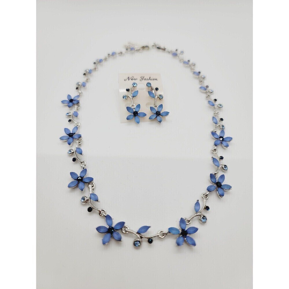 NWT Rhodium Blue Flower necklace & earrings set